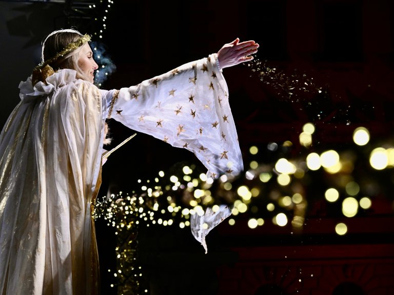 Romantischer Weihnachtsmarkt - Christkind